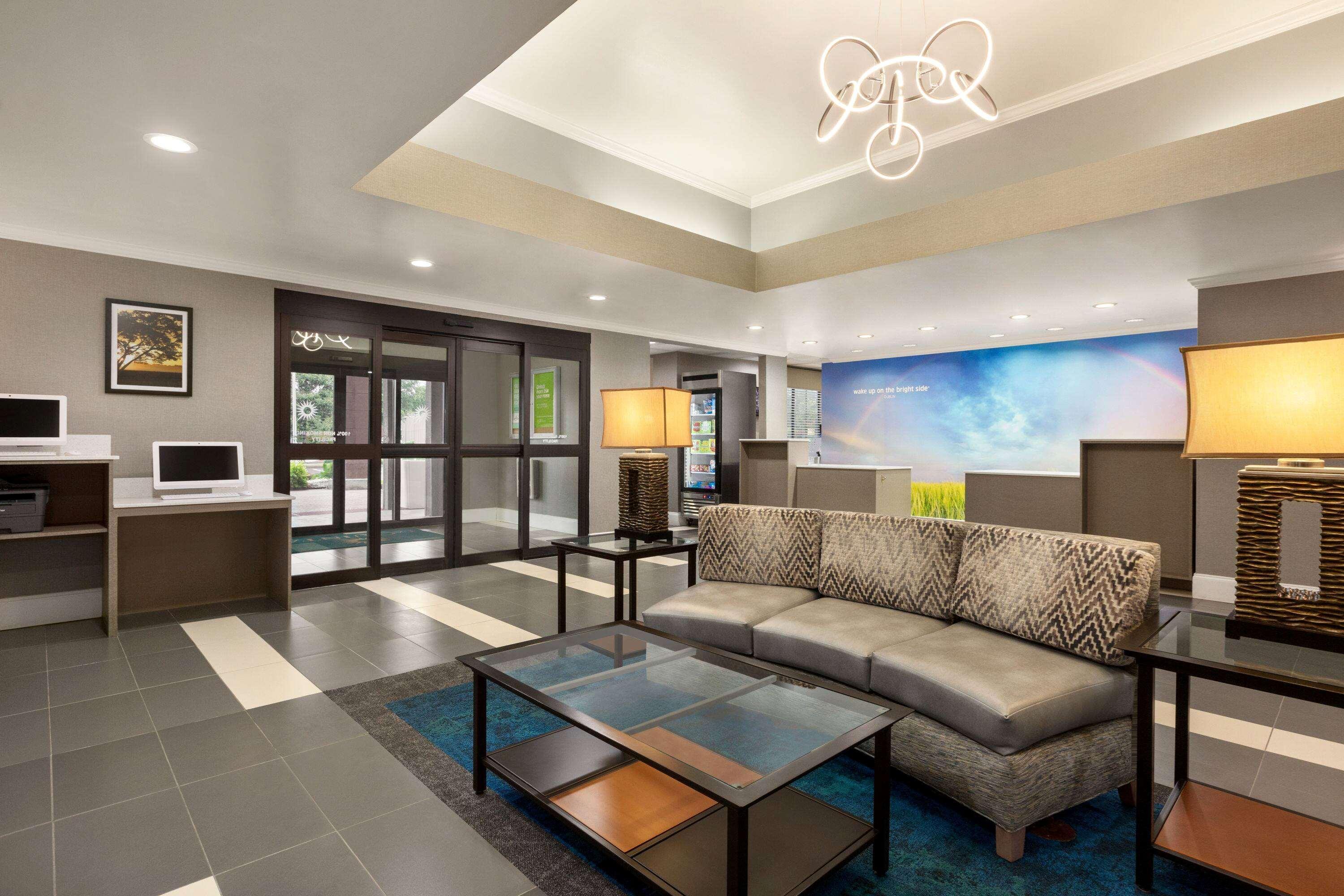 La Quinta By Wyndham Dublin Hotel Eksteriør billede